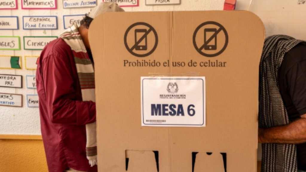 Registraduría y Procuraduría reiteran prohibición del uso de celulares en puestos de votación